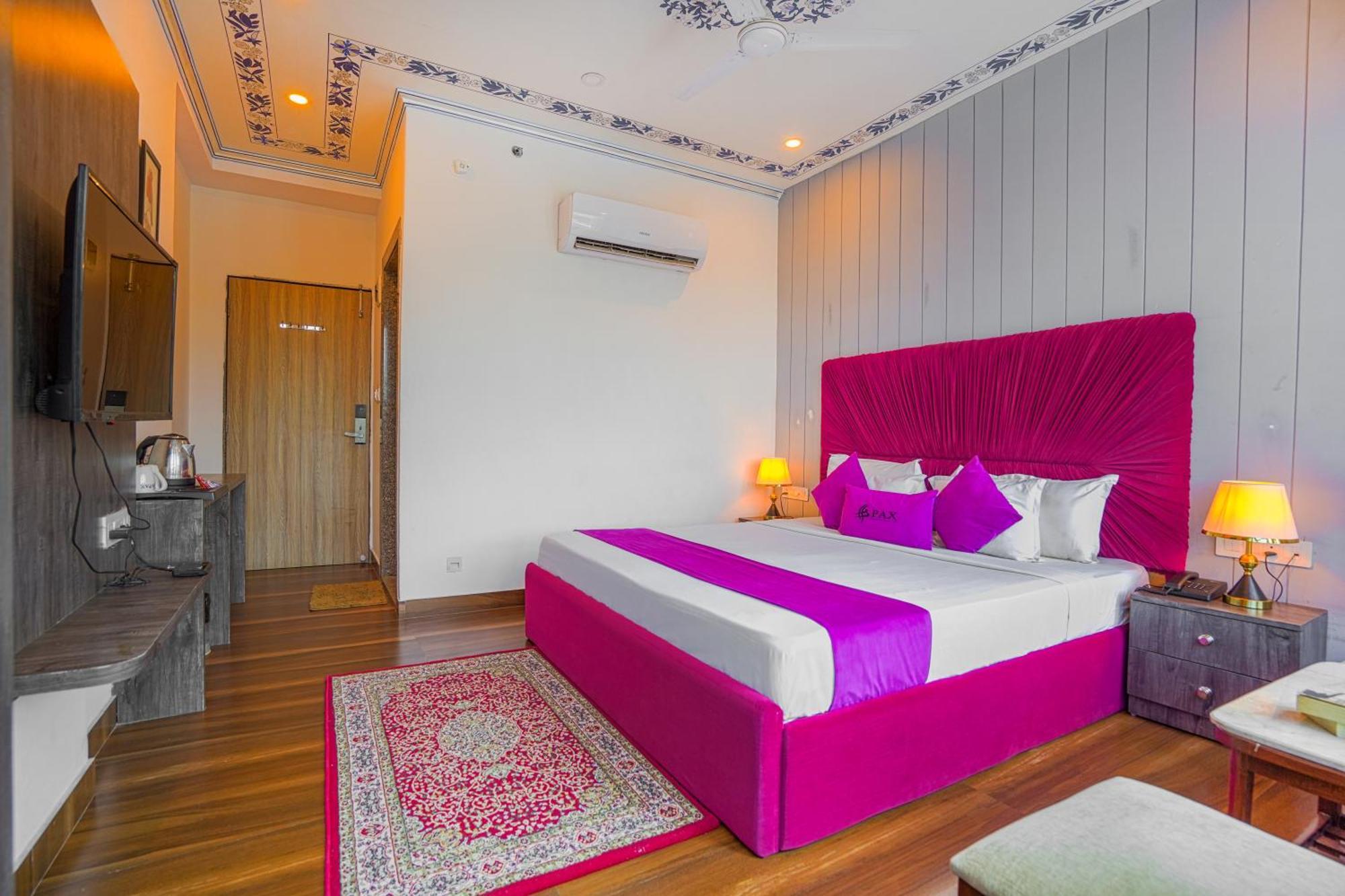 Pax Hotel Grand Blue 3 Min Walk From Udaipur City Railway Station Luaran gambar