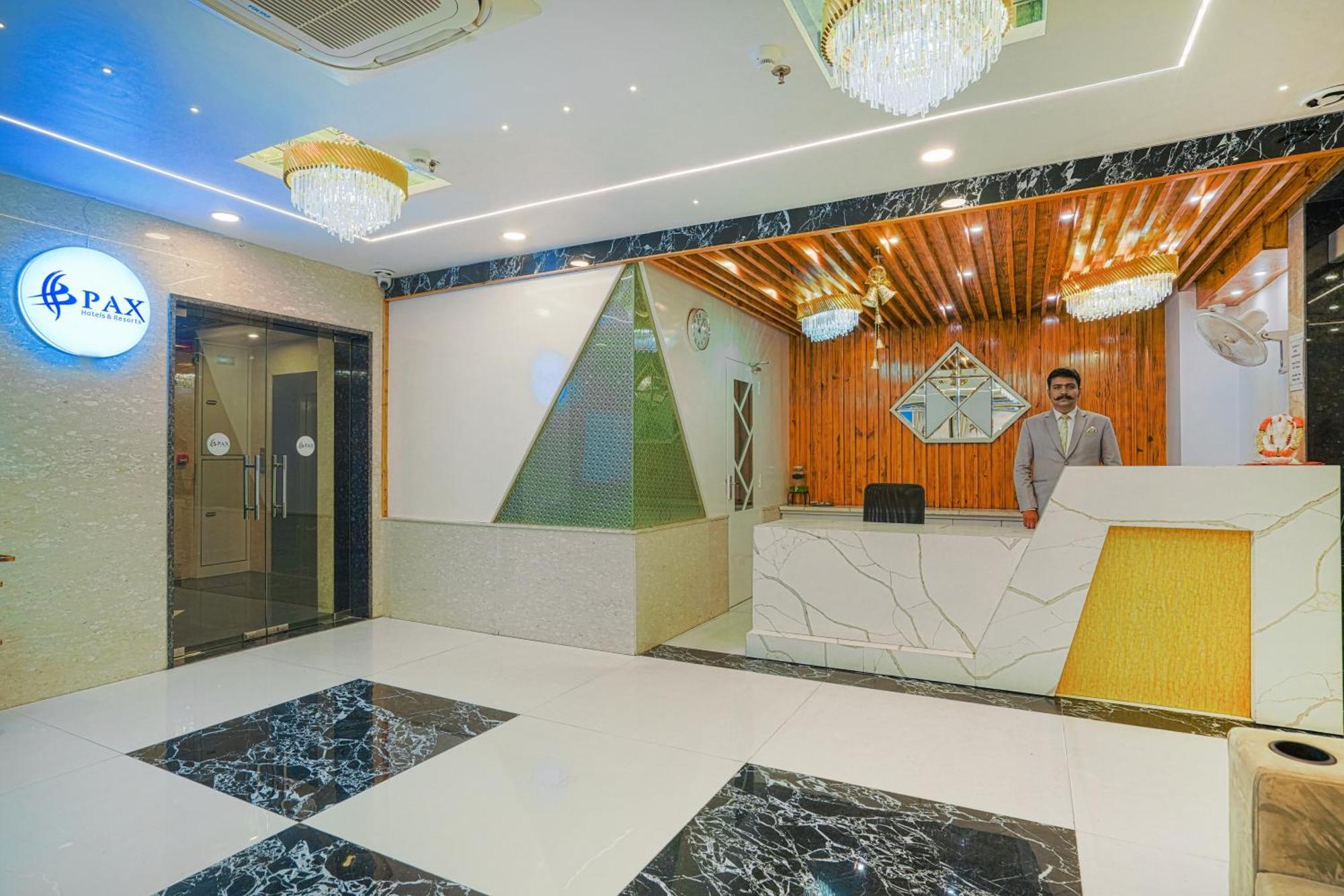 Pax Hotel Grand Blue 3 Min Walk From Udaipur City Railway Station Luaran gambar